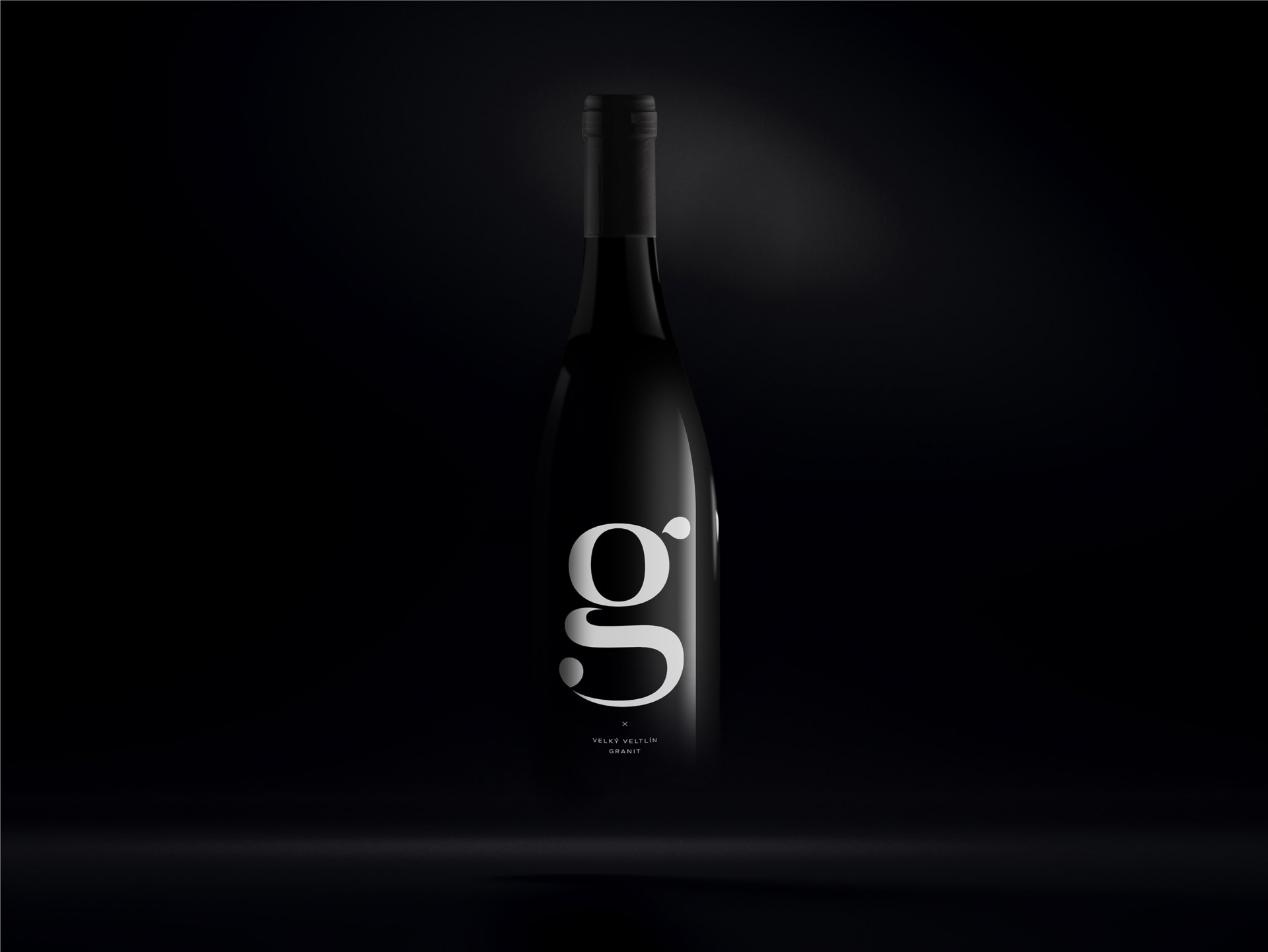 Vino Hort #-# Visual Identity #-# In a sophisticated concept based on typography with the aim of differentiation, we have managed to create a distinctive look for wine lovers, establish a well-known brand and elevate its perception through classy design. The unmistakable visual style predominantly accentuates the name of the founder and owner of the brand.